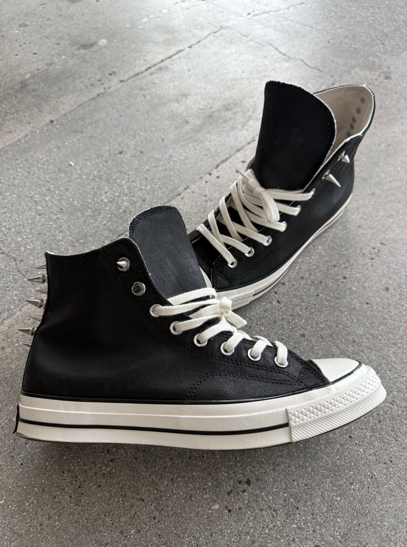 Hand Waxed Studded 70s